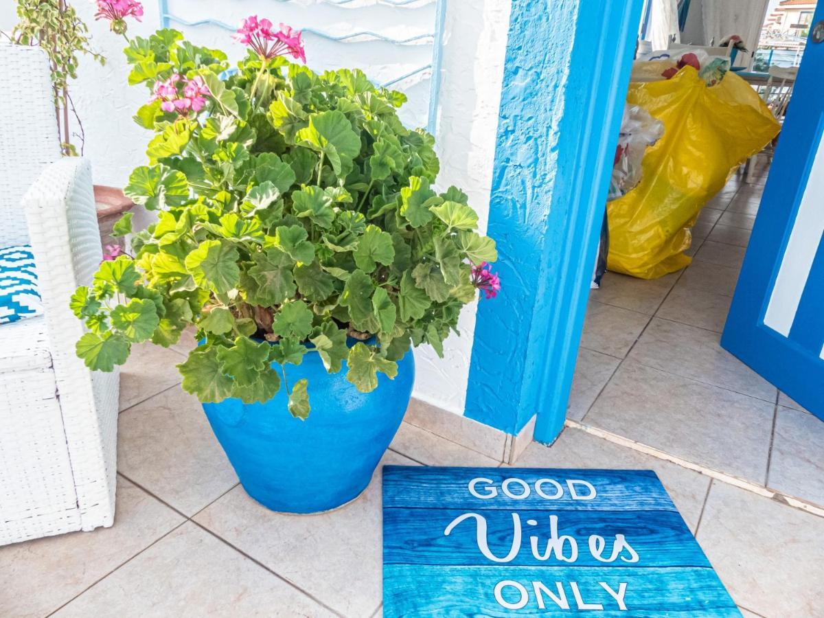 לרנקה Greek Island Style 2 Bedroom Villa With Pool Next To The Sea מראה חיצוני תמונה
